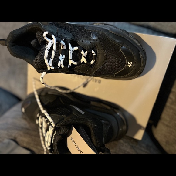 Balenciaga triple s size 45 - Picture 4 of 10